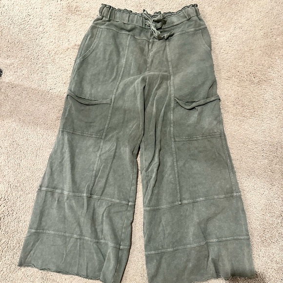 Easel Gray Wide-Leg Pants with Elastic Waist - Picture 3 of 5